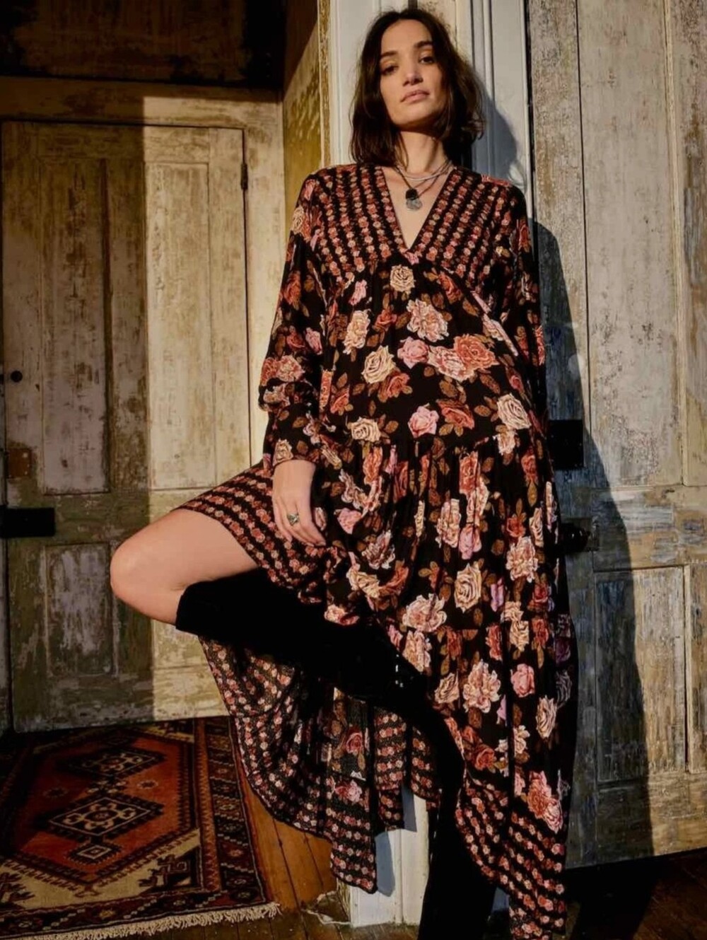 Free People Women's Floral Maxi Dress Long Sleeve Deep V-neck Small Rows of Rose